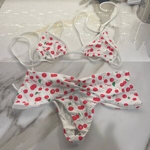 Brand new Frankie’s bikinis Sydney Sweeny